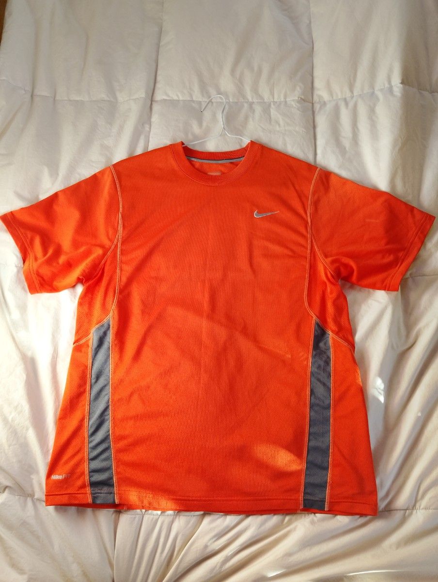 NIKE ナイキ Tシャツ・カットソー オレンジ系 XL 3600225E0254 ナイキ Tシャツ オレンジ メッシュ XL|Yahoo!フリマ(旧PayPay