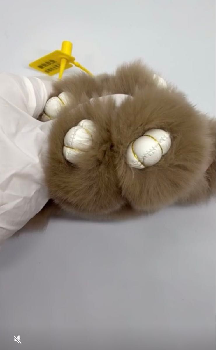 本革(うさぎ)ふわふわぬいぐるみキーホルダー