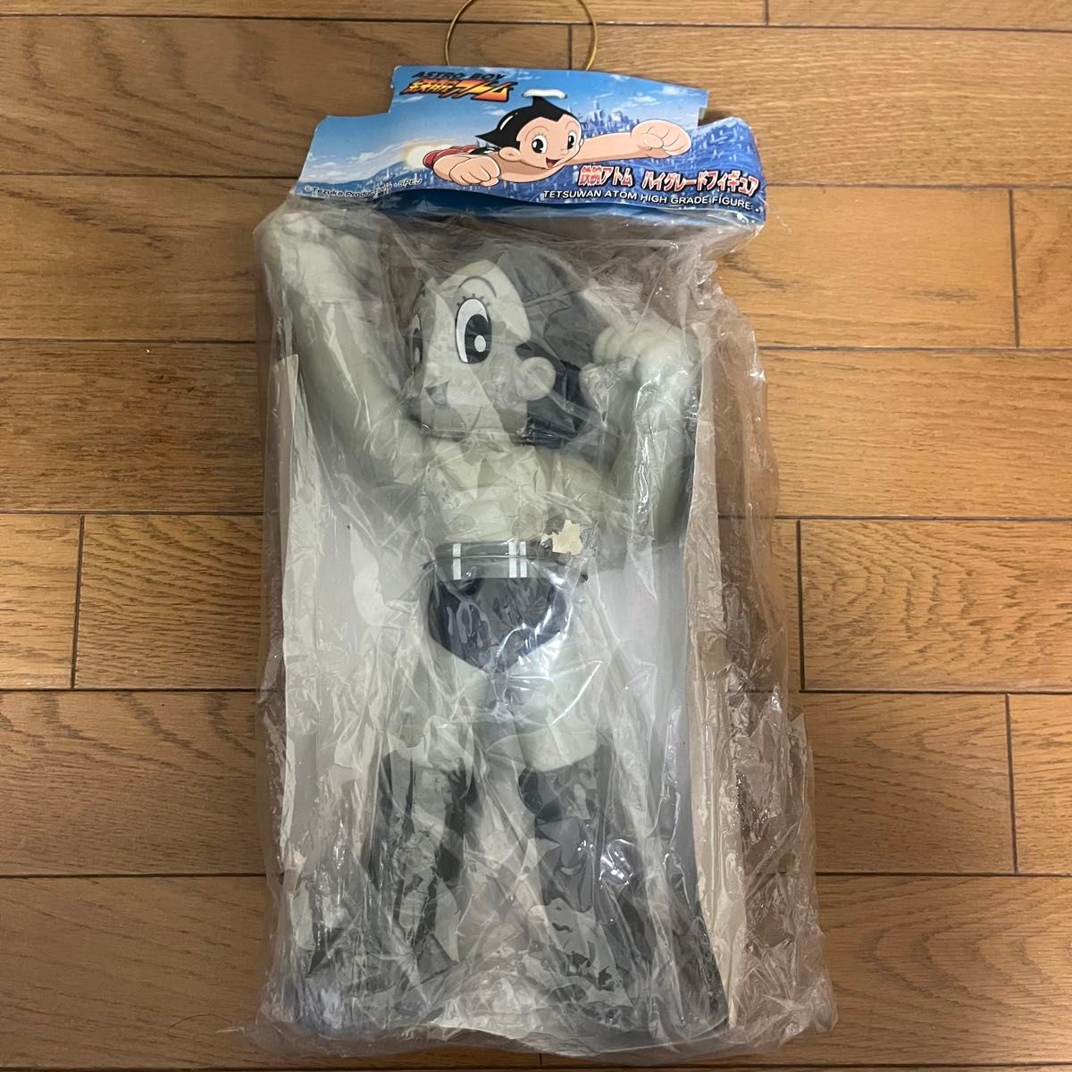 鉄腕アトム ハイグレードフィギュア 本日限定値下げ 鉄腕アトム ハイグレードフィギュア モノクロバージョン|Yahoo