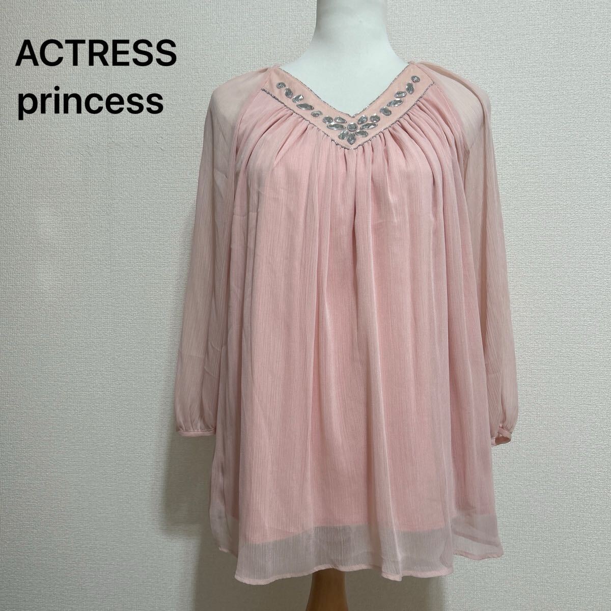 新品タグ付き ACTRESS PRINCESS アクトレスプリンセス ブラウス シャツ 長袖 七分袖 ビジュー きれいめ シフォン ピンク 9サイズ_画像1