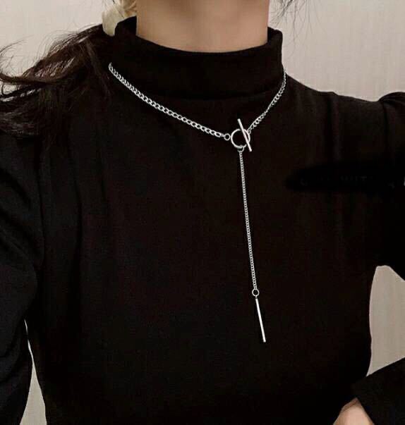 【新品】シルバー　チェーン　ネックレス　マンテル　韓国　シンプル　送料無料　男女兼用_画像3