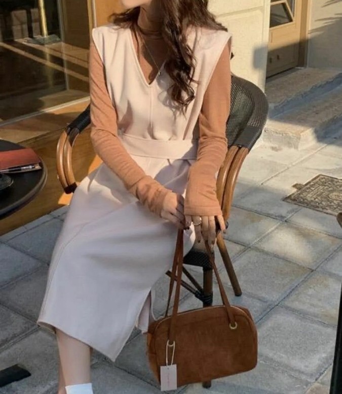 美品】Diosfront ディオスフロントノースリーブ　ワンピース　S ウール 送料無料 ロングワンピース Vネック ベージュ_画像5