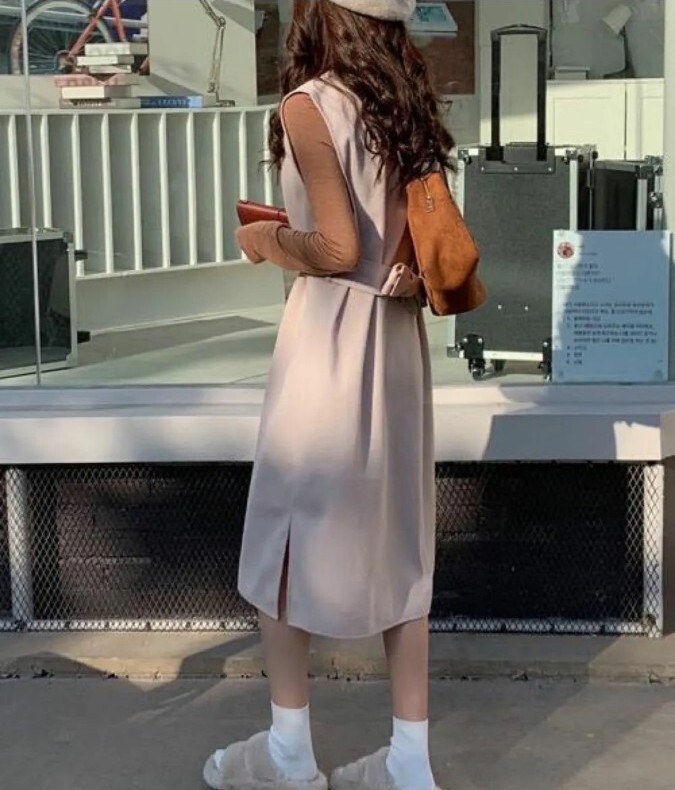 美品】Diosfront ディオスフロントノースリーブ　ワンピース　S ウール 送料無料 ロングワンピース Vネック ベージュ_画像6