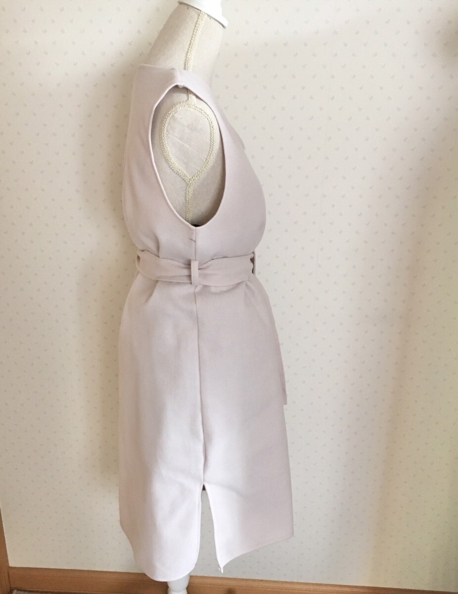 美品】Diosfront ディオスフロントノースリーブ　ワンピース　S ウール 送料無料 ロングワンピース Vネック ベージュ_画像9