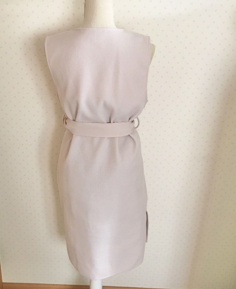 美品】Diosfront ディオスフロントノースリーブ　ワンピース　S ウール 送料無料 ロングワンピース Vネック ベージュ_画像8