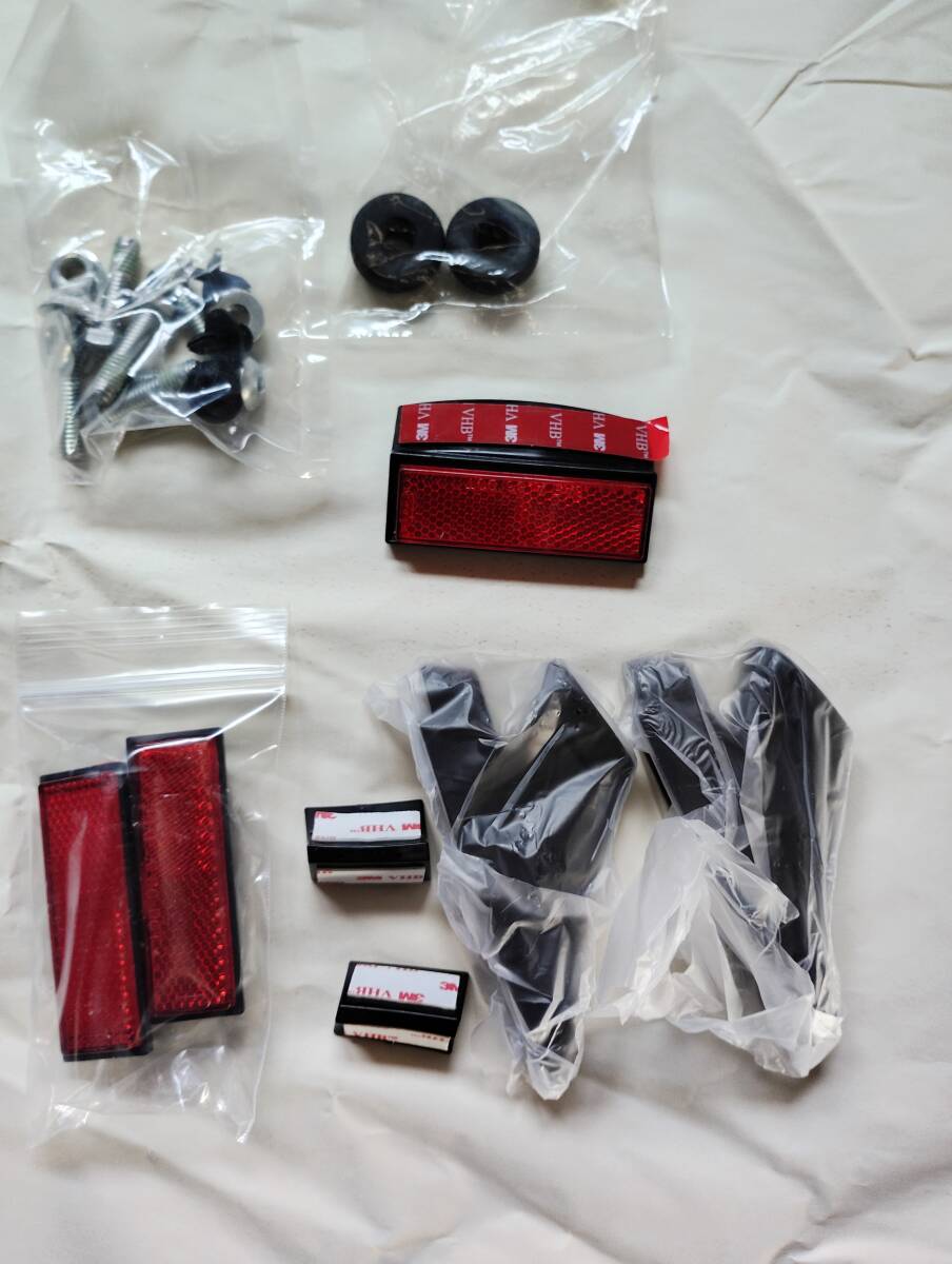 ハーレーダビッドソンから２０１０年型からの　XL883 　XL1200　純正 品番５９５００５６０DH　画像の物が全てです。_画像2