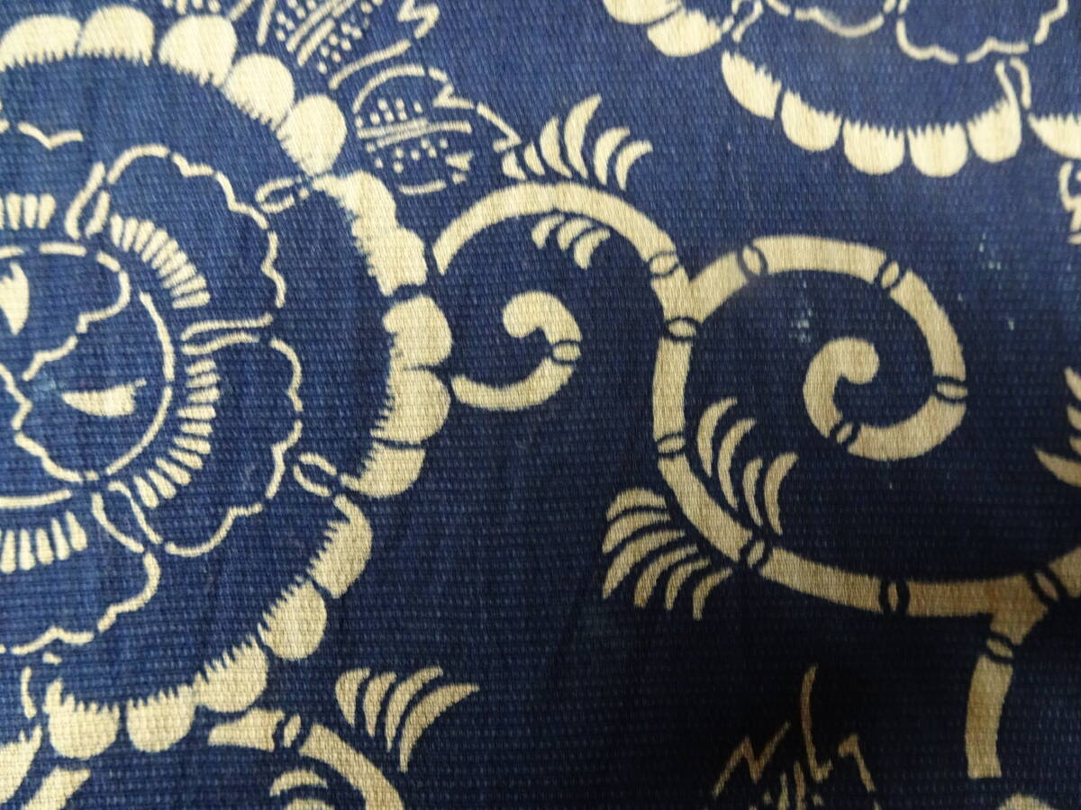 0823-2 古布木綿 藍染型染菊唐草 洗濯済 リメイク素材 一巾