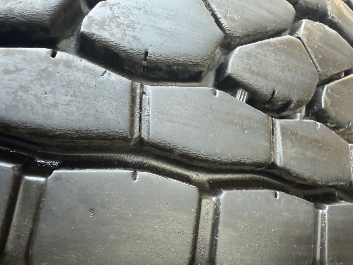 爆買い， 限定セール 245/70R19.5 136/134 TB ブリヂストン ECOPIA M801II 地山 ミックス SNOW 2023年製　　2本セット