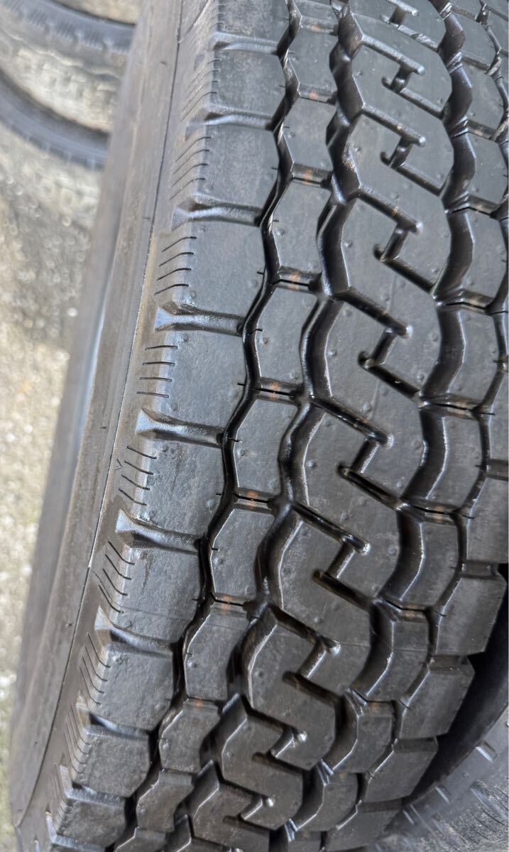 205/85R16 117/115L LT ◆ブリヂストン BLIZZAK W979◆ 6本 F406 ブリヂストン 205⁄85R16 117⁄115L LT スチールホイール 6本 - メルカリ