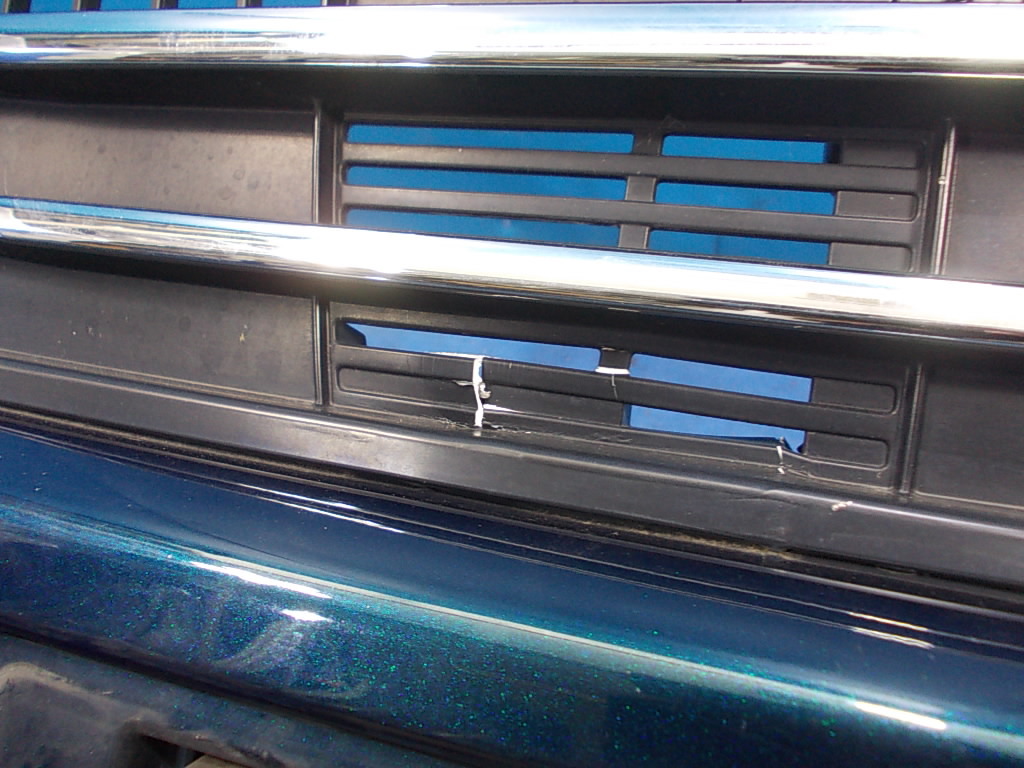 M900A/M910A/ルーミー カスタムG　フロントバンパー/グリル、リップスポイラー、フォグランプ、センサー、LED付　カラーNo.B82