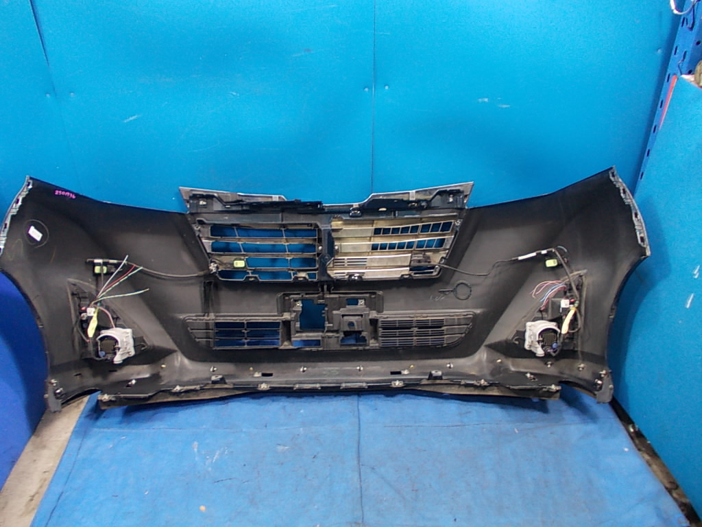 M900A/M910A/ルーミー カスタムG　フロントバンパー/グリル、リップスポイラー、フォグランプ、センサー、LED付　カラーNo.B82