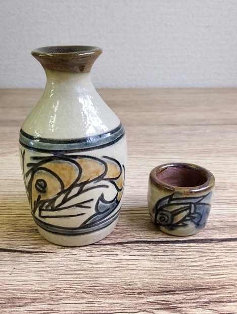 金城次郎の次男 金城敏昭 管N82007 人間国宝 金城次郎の次男 (故) 金城敏昭 魚海老文徳利