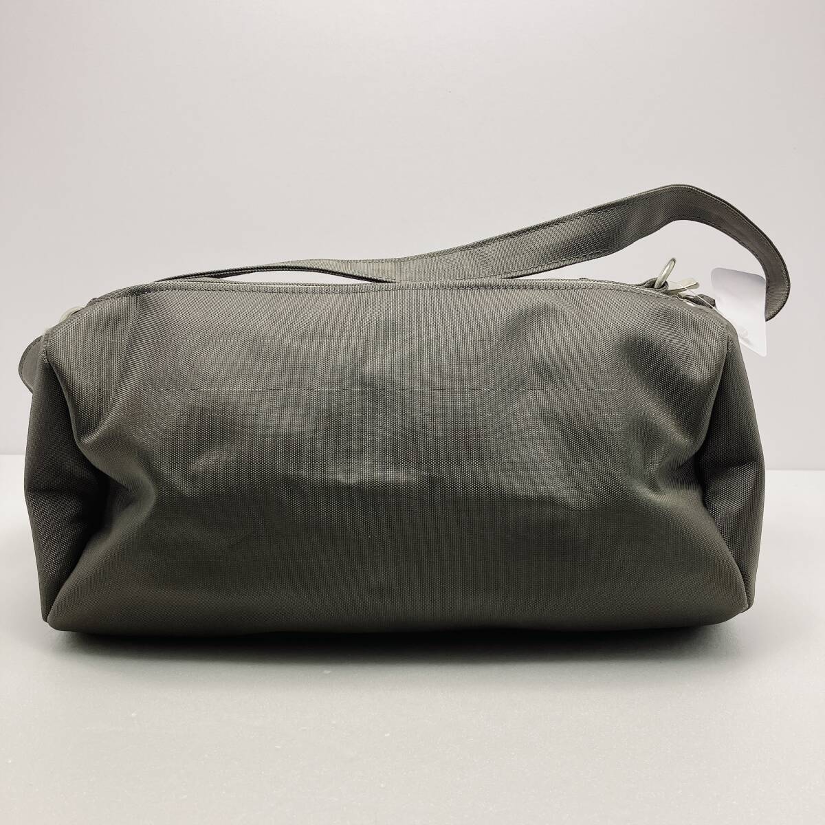 1048○ SAZABYS サザビー ショルダーバッグ ワンショルダー ハンドバッグ キャンバス ダークグレー ファスナー ボストン型 ユニセックス_画像2