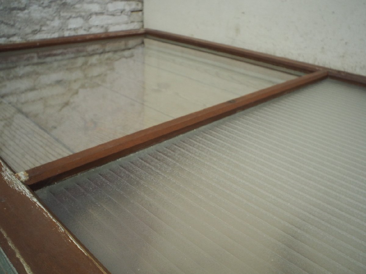 アンティーク　鉄製の枠　額　ビンテージ　シャビー　錆　ガラクタ　オブジェ アンティーク 鉄製の枠 額 ビンテージ シャビー 錆 ガラクタ