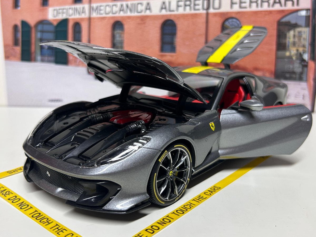 Burago signature 1/18 Ferrari 812 Competizione Grigio coburn Ferrari BBurago миникар 