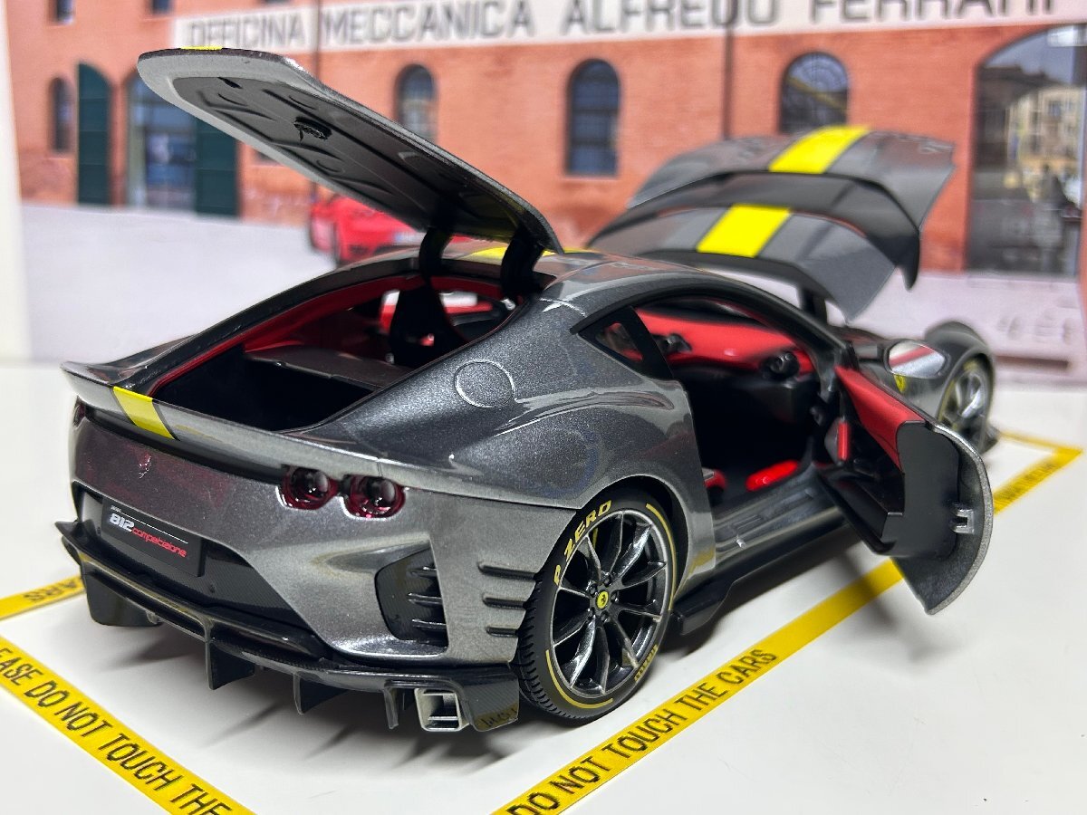 Burago signature 1/18 Ferrari 812 Competizione Grigio coburn Ferrari BBurago миникар 