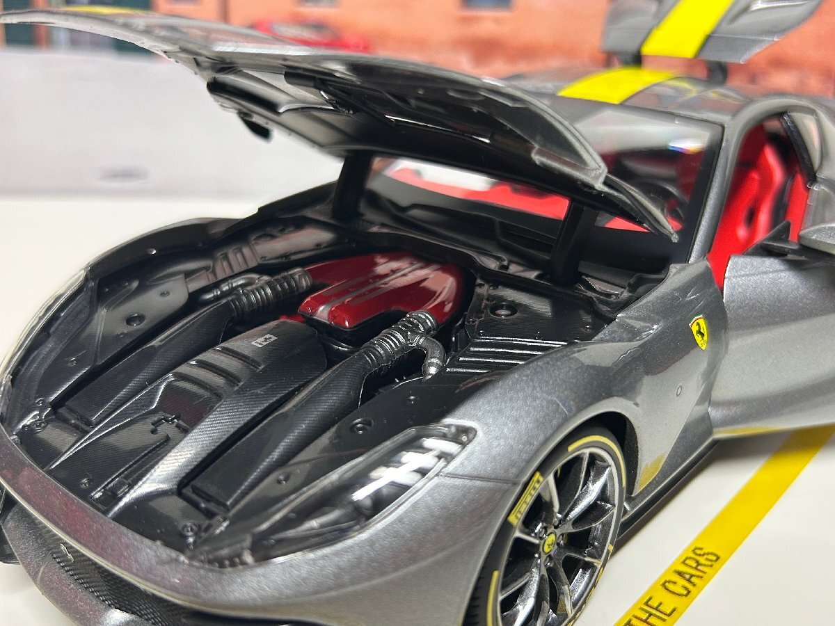 Burago signature 1/18 Ferrari 812 Competizione Grigio coburn Ferrari BBurago миникар 