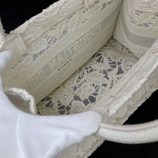 【広尾店】 ディオール Dior ブックトート スモール ハンドバッグ 白 マクラメレース キャンバス 【16832】_画像6