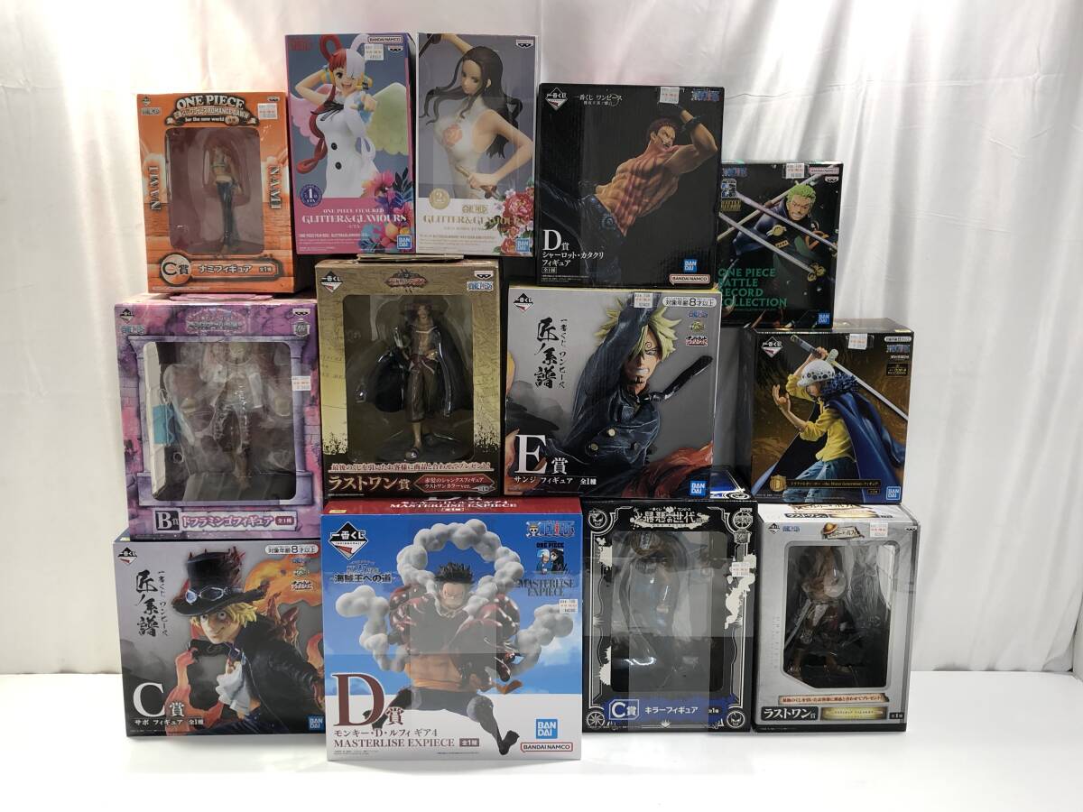 ONE PIECEフィギュア  ウタ ゾロ シャンクス サンジ ルフィ5種セット Amazon.co.jp: ONE PIECE FILM RED ウタ ルフィ ゾロ サンジ