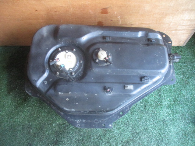 パジェロミニ H58A 燃料タンク フューエルタンク MN111440_画像1