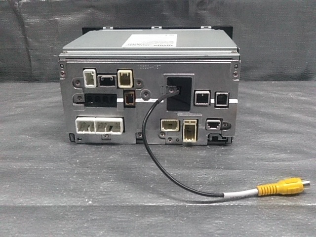 トヨタ純正 NSZT-W64 (08545-00W51) 2018年地図データ DVD CD SD Bluetooth フルセグ (N25142)_画像8