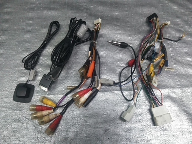 【訳あり品】ALPINE VIE-X088VS 8インチ 2015年地図データ GPSアンテナ付 DVD CD SD Bluetooth USB フルセグ (N25163)_画像8