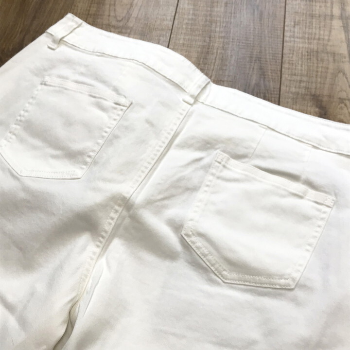 ■新品■ デニム ショートパンツ W96 4L相当 大きいサイズ ホワイト ボトムス ハーフパンツ 白 レディース カジュアル 春 夏 秋 CR93_画像7