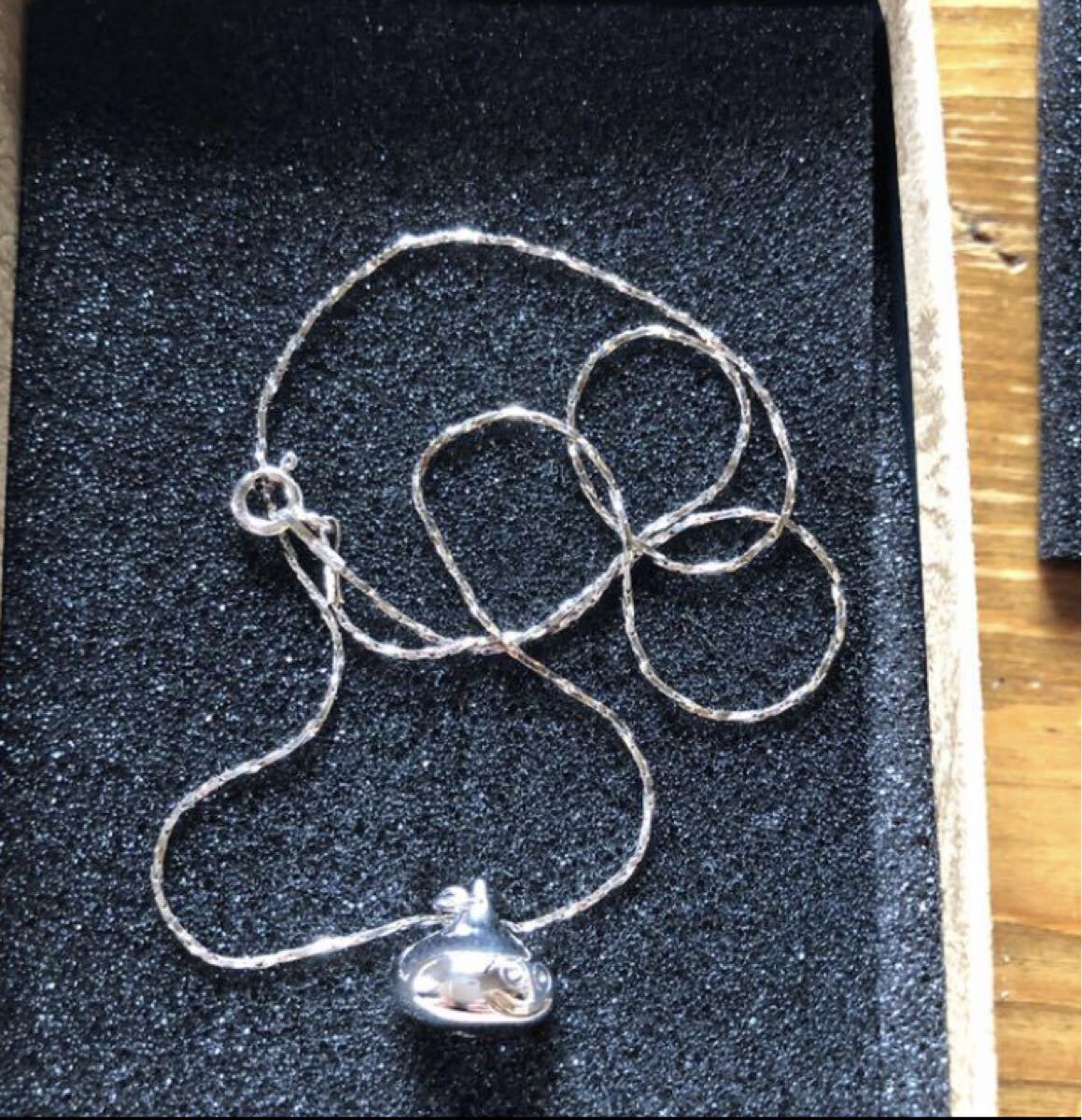 ドラクエ　スライム　シルバーネックレス はぐれメタル”をモチーフにしたシルバーネックレスとシルバー