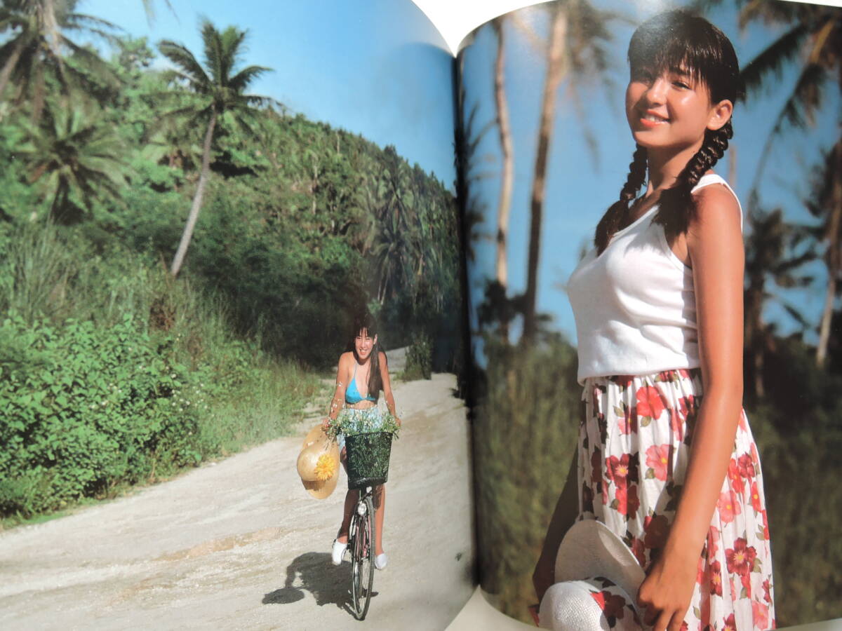 ☆SO-8E■宮沢りえ　寫真集　プール?アミティエ■１９８９年１月/初版