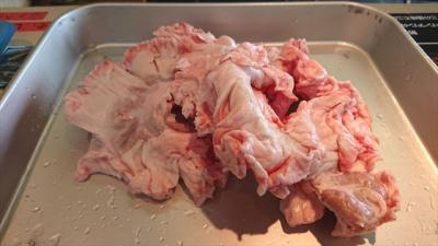 大トロホルモン 超希少 北海道産豚きく脂1.0kg きくあぶら 串料理 国産豚 キク脂 菊脂（キクアブラ）プリプリ！！10kg迄送料同額 同梱可！_画像2