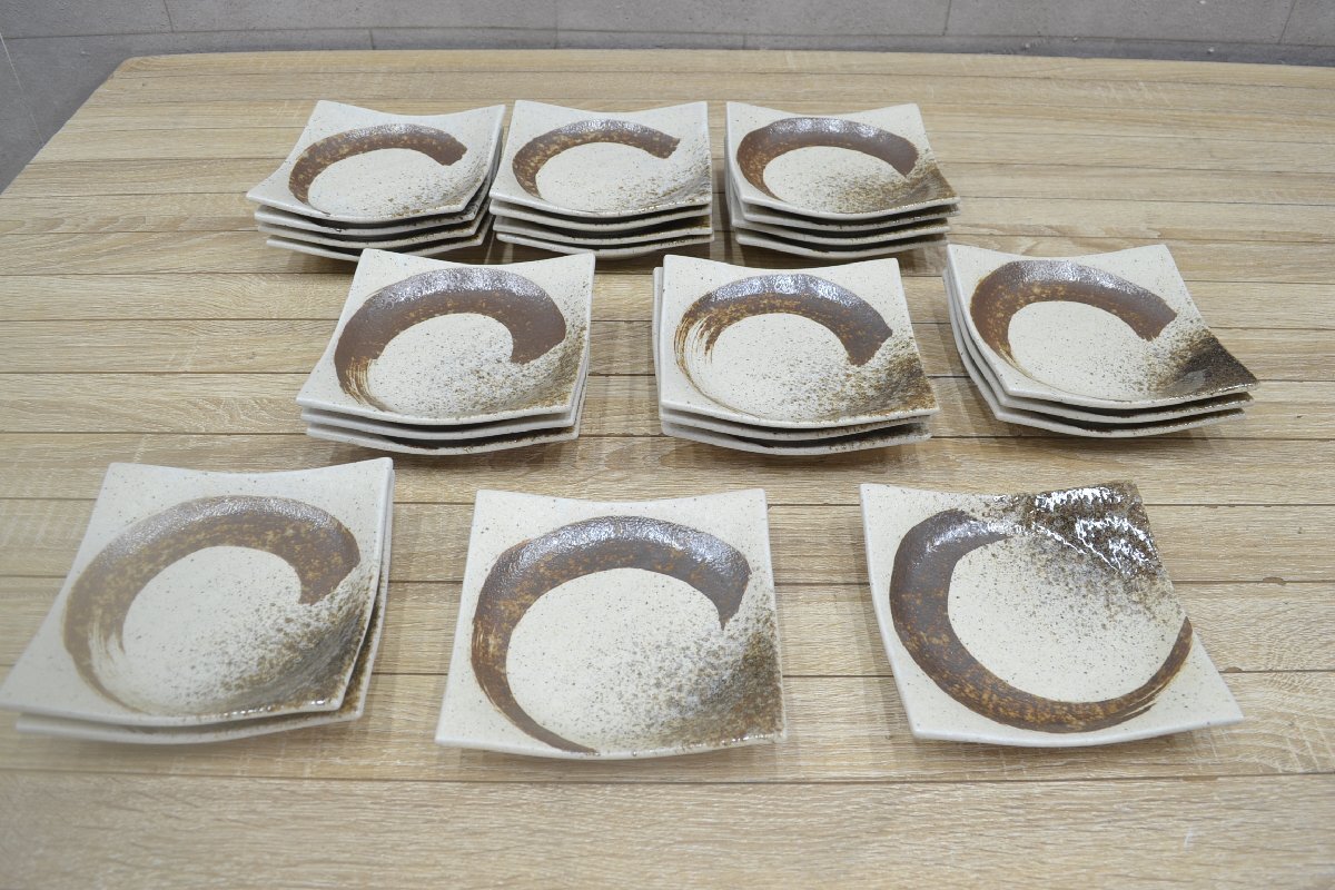 C2456■和風(fēng)正角皿　志野サビ刷毛正角皿　25客セット■業(yè)務(wù)用和食器■旅館?ホテル?割烹?和食レストラン