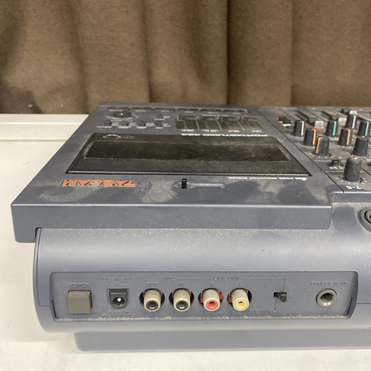 タスカム PORTASTUDIO 424 カセットMTR ☆ お得 カセットMTR TASCAM PORTASTUDIO 424 美品 動作未確認