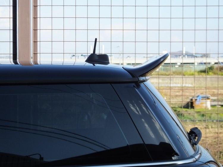 PODIUM製カーボンリアウイングキット!ダッグテール!MINI R56/JCW用全グレード・全年式対応! ONE ミニクーパー マフラー クーパーS_画像4