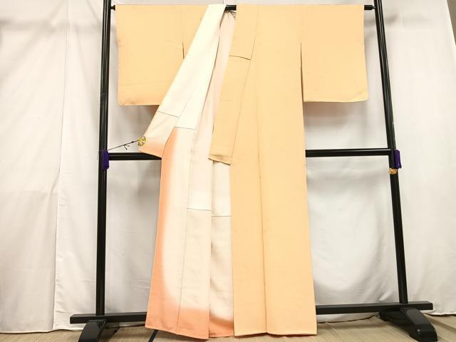 平和屋着物■上質な色無地　舞花地紋　卵色　正絹　逸品　AAAX6532mf_画像2