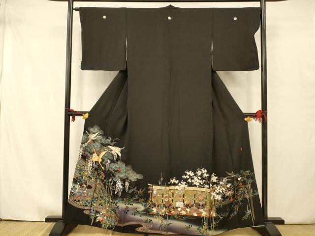 平和屋着物■豪華黒留袖　作家物　駒刺繍　飛鶴風景文　暈し染め　金銀彩　正絹　逸品　AAAY4636fw_画像1