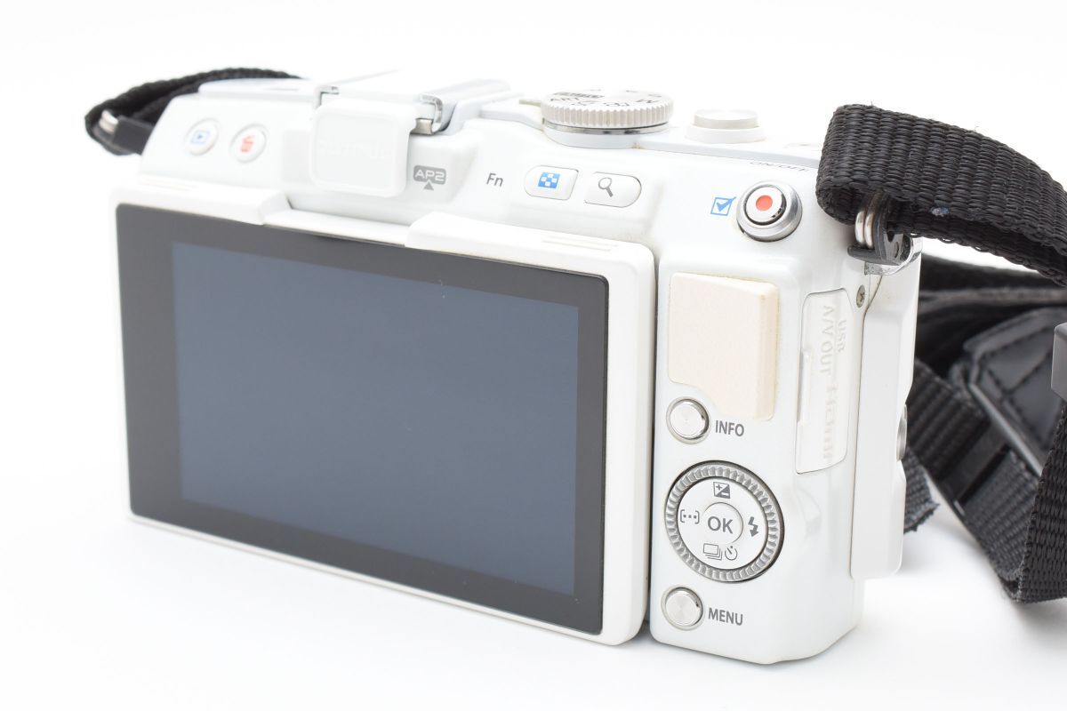#e77★美品★ OLYMPUS オリンパス E-PL6 ボディ