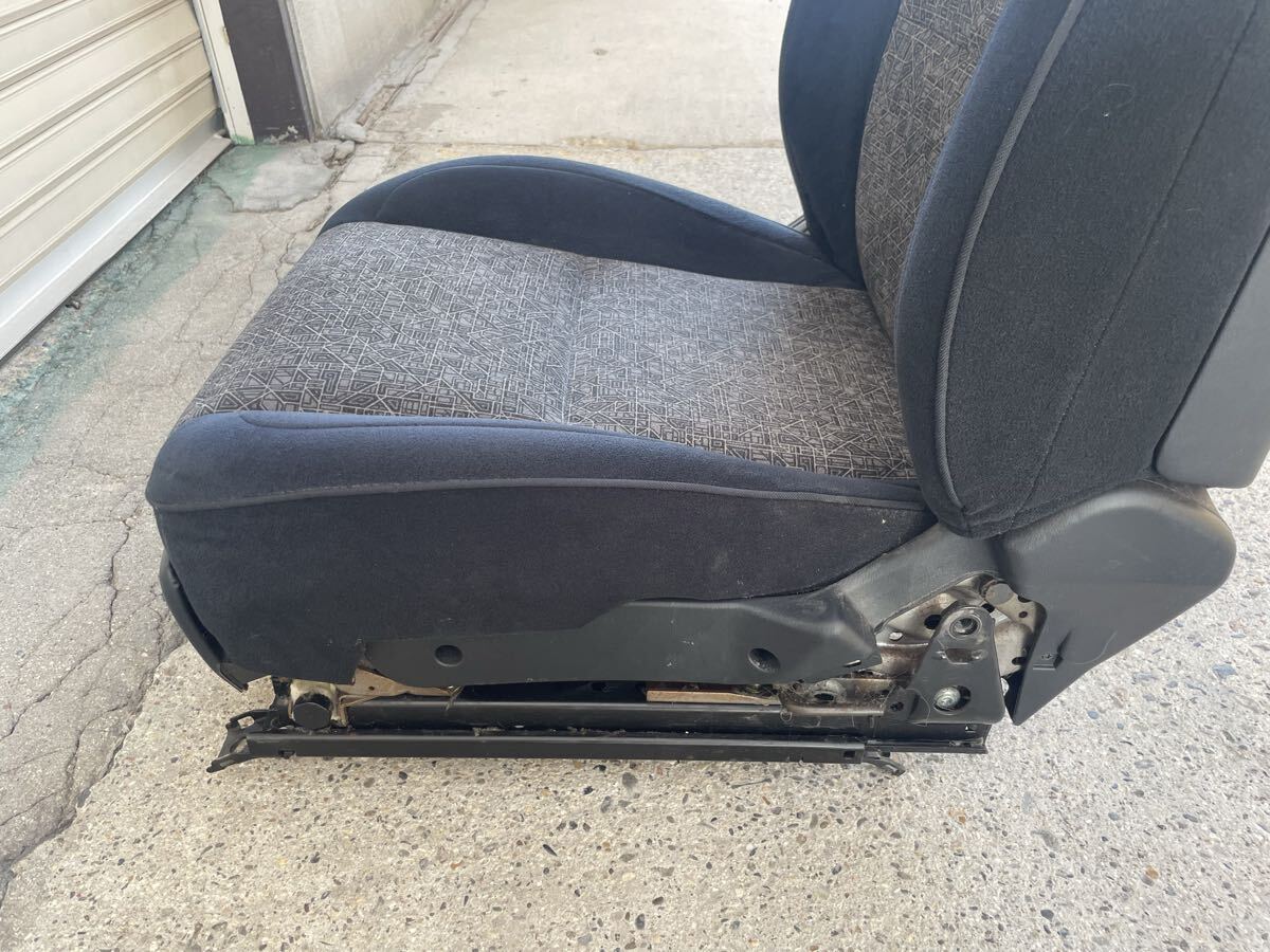 トヨタ純正 JZS161 アリスト 後期 フロント パワーシート 電動 右 右側 運転席側 モケット JZS160_画像7