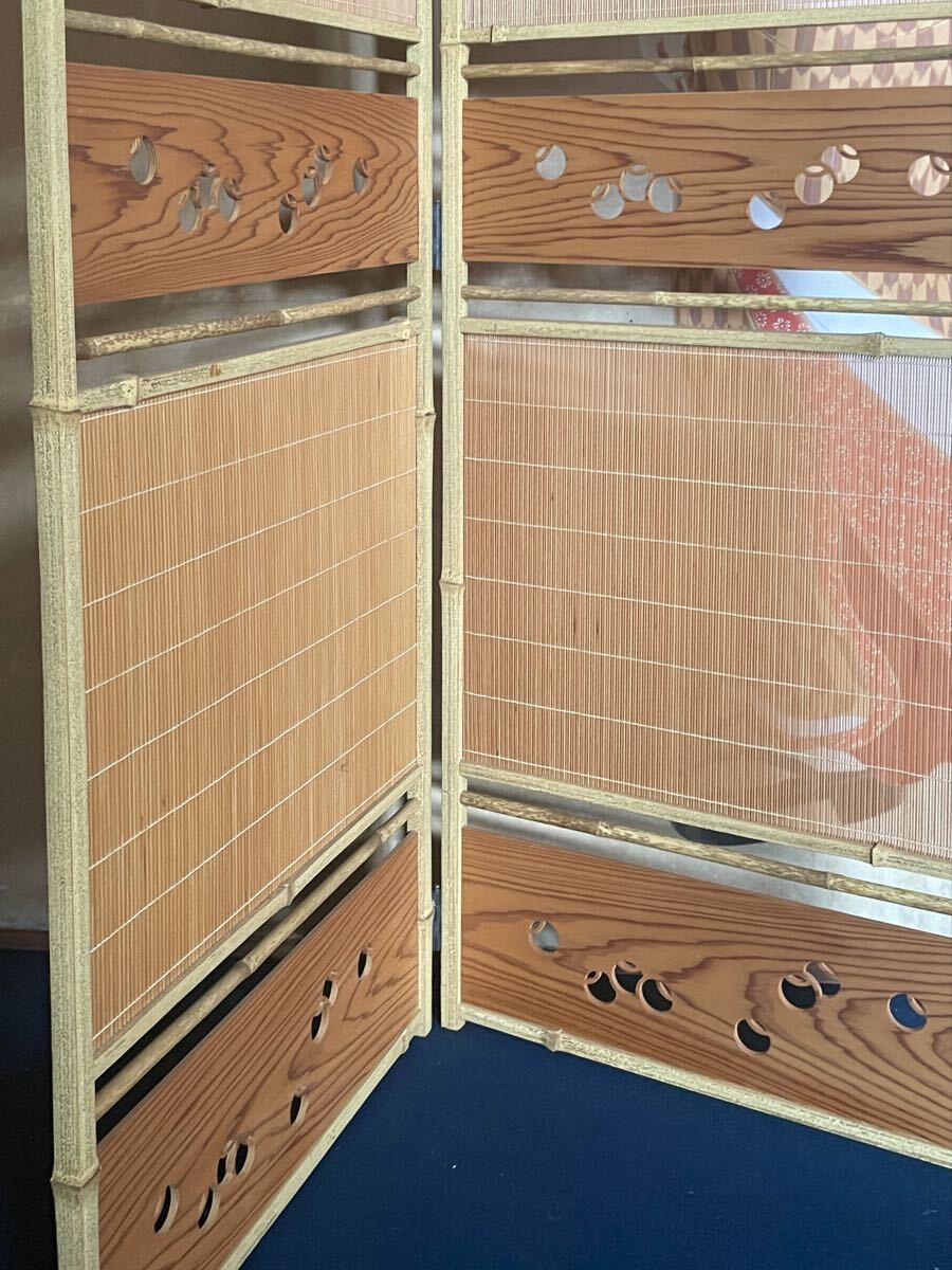 【美品】「母」 屏風 葦 杉板 胡麻竹 つぼつぼ 2枚折 屏風 茶道具 (葦F) 美品】「母」 屏風 葦 杉板 胡麻竹 つぼつぼ 2枚折 屏風 茶道具 (