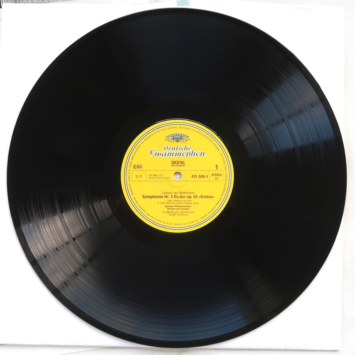 LP ベートーヴェン 交響曲第3番 英雄 エグモント序曲 カラヤン ベルリンフィル 28MG 4557 415 506-1 直輸入盤日本語解説付_画像4