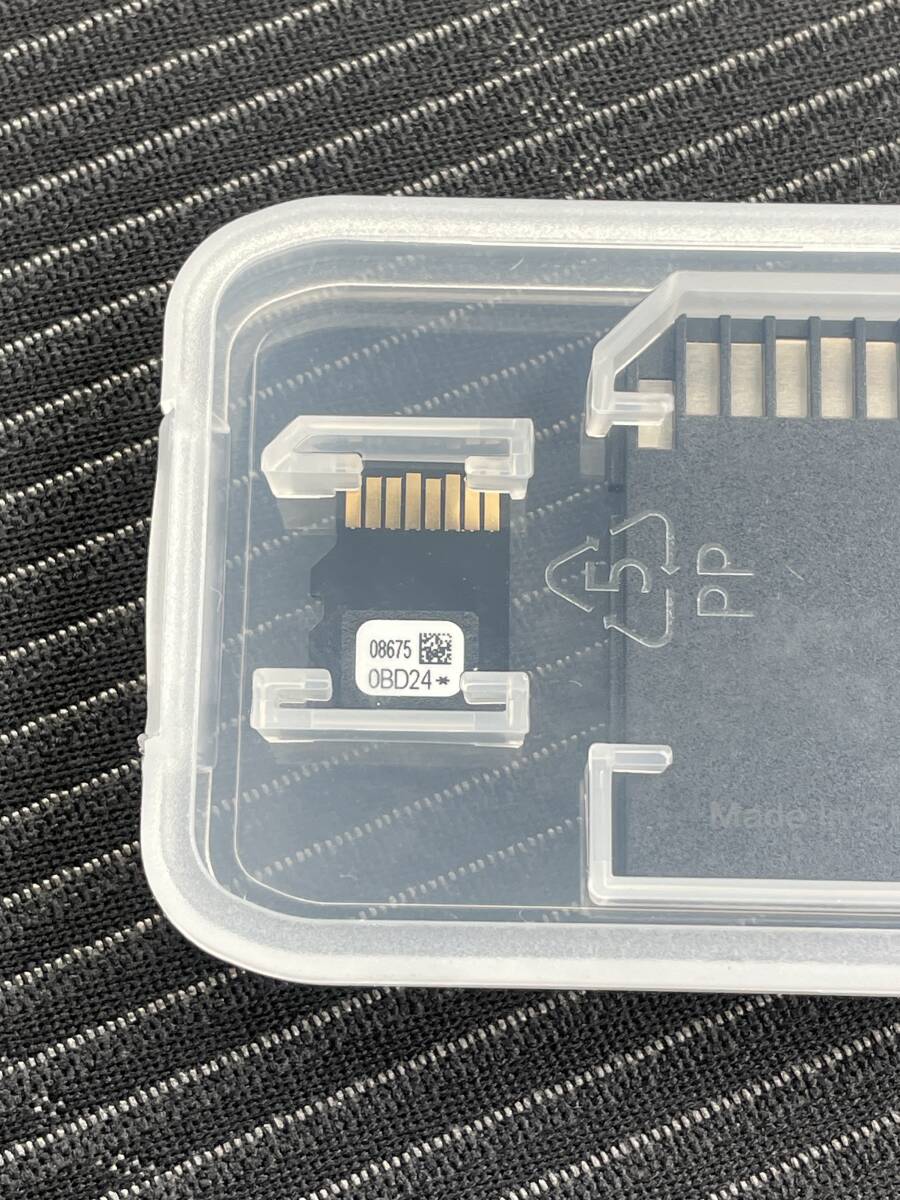 トヨタ 純正SDナビ地図 SDカード2023年 春版 NSZN-W64T 送込 トヨタ純正ナビ NSZN-W64T 地図SD 2023年春版 【08675