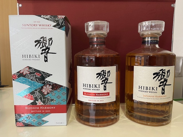 響　ブレンダーズチョイス & ブロッサムハーモニーの2本セット　箱付き 響 ブレンダーズチョイス & ブロッサムハーモニーの2本セット 箱