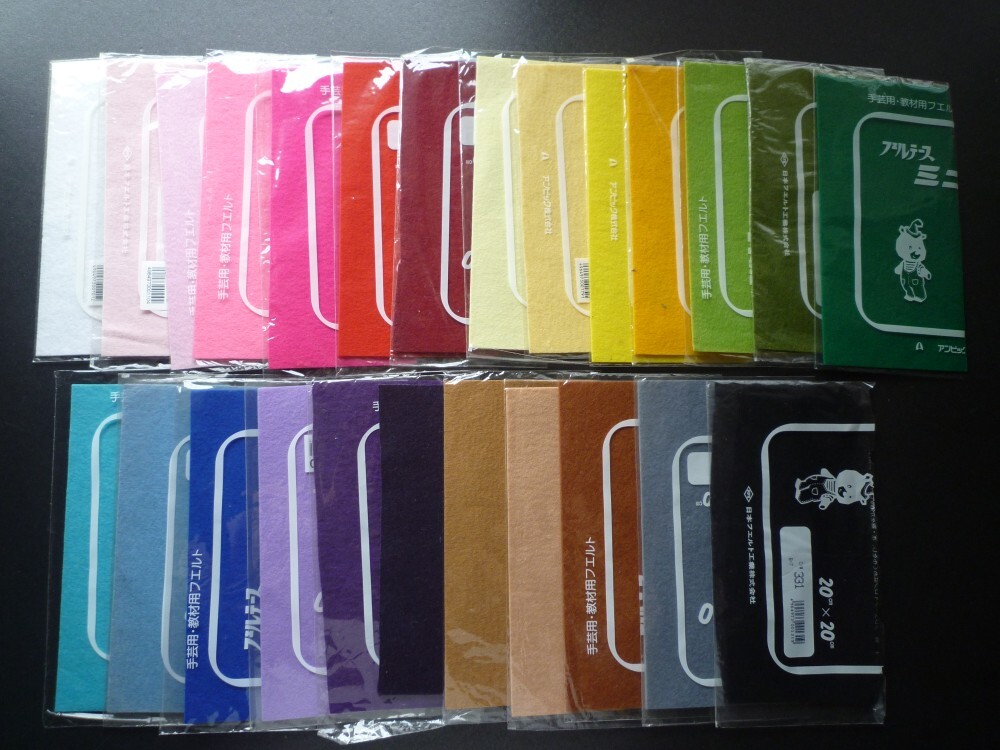 フェルト　ミニーフェルト　ハンドメイド　10x20cm