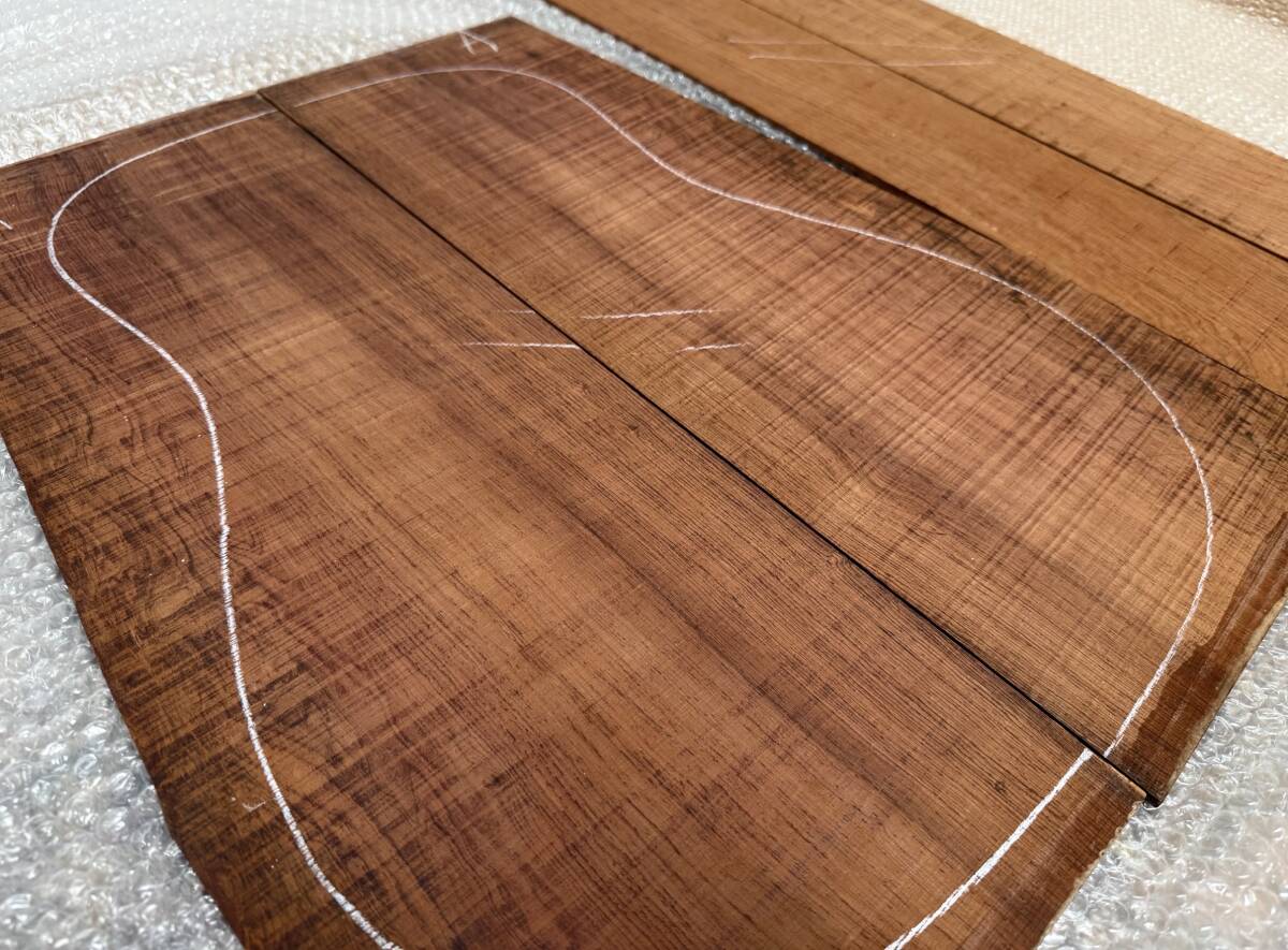 貴重☆柾目 ホンジュラス ローズウッド(ニューハカランダ)サイド・バック材 Dサイズ アコースティックギター　横板裏板　A_画像10