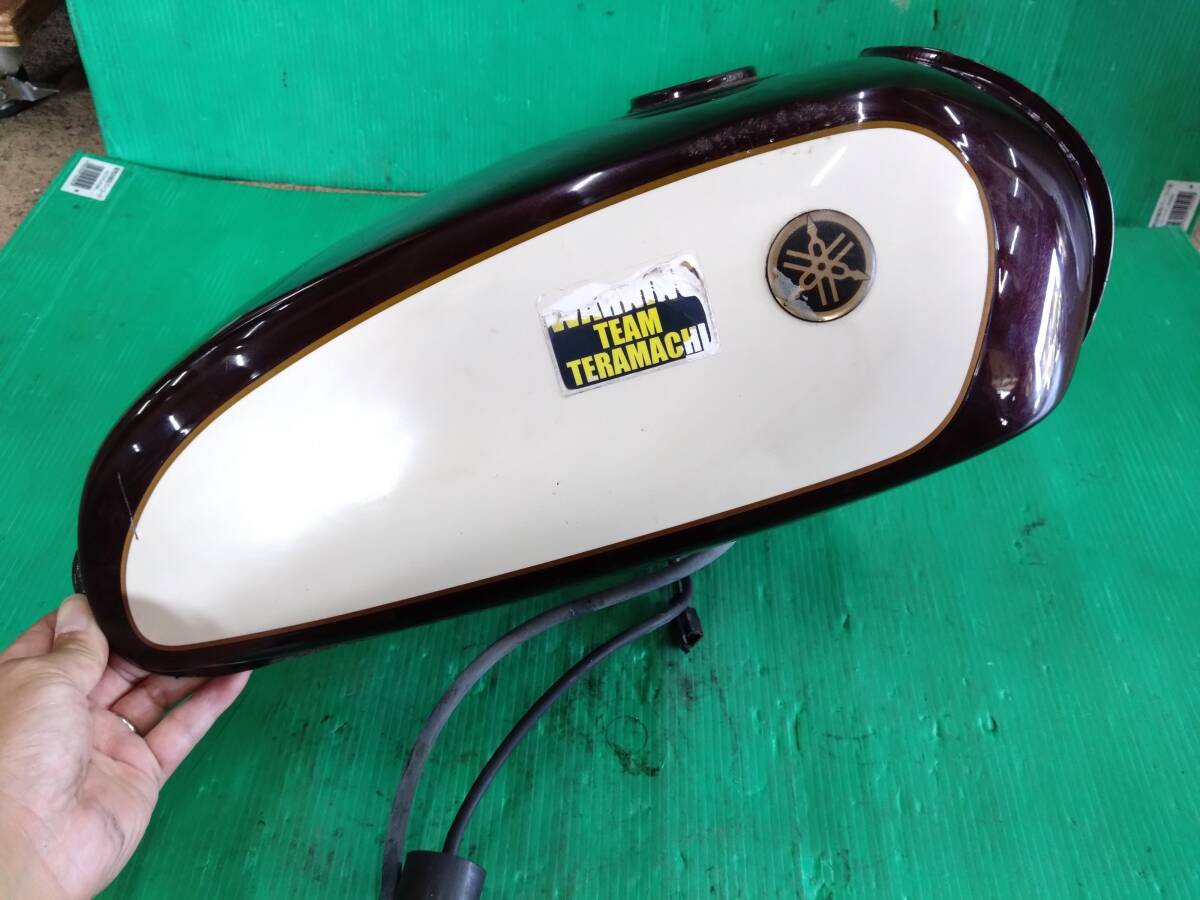 120 A1 ヤマハ YB-1 F5B ガソリンタンク 燃料タンク 燃料コック 中古 20250813_画像2