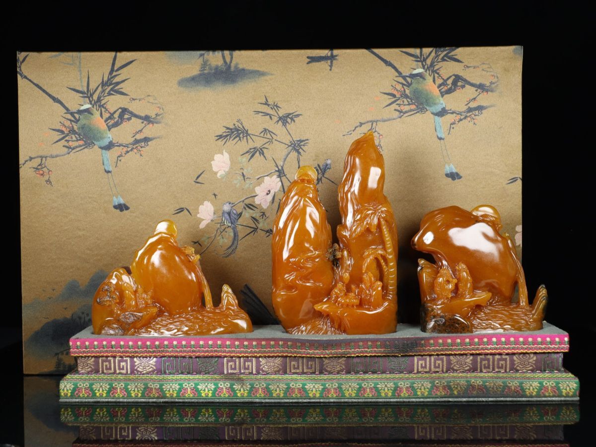 中国古美術 西唐銘 寿山田黄石彫 血絲紋 置物 極細工 古擺件 骨董品 時代物 永し 清時代 胡鼻山款 壽山石 田黄石彫 烏鴉皮 山水人物図