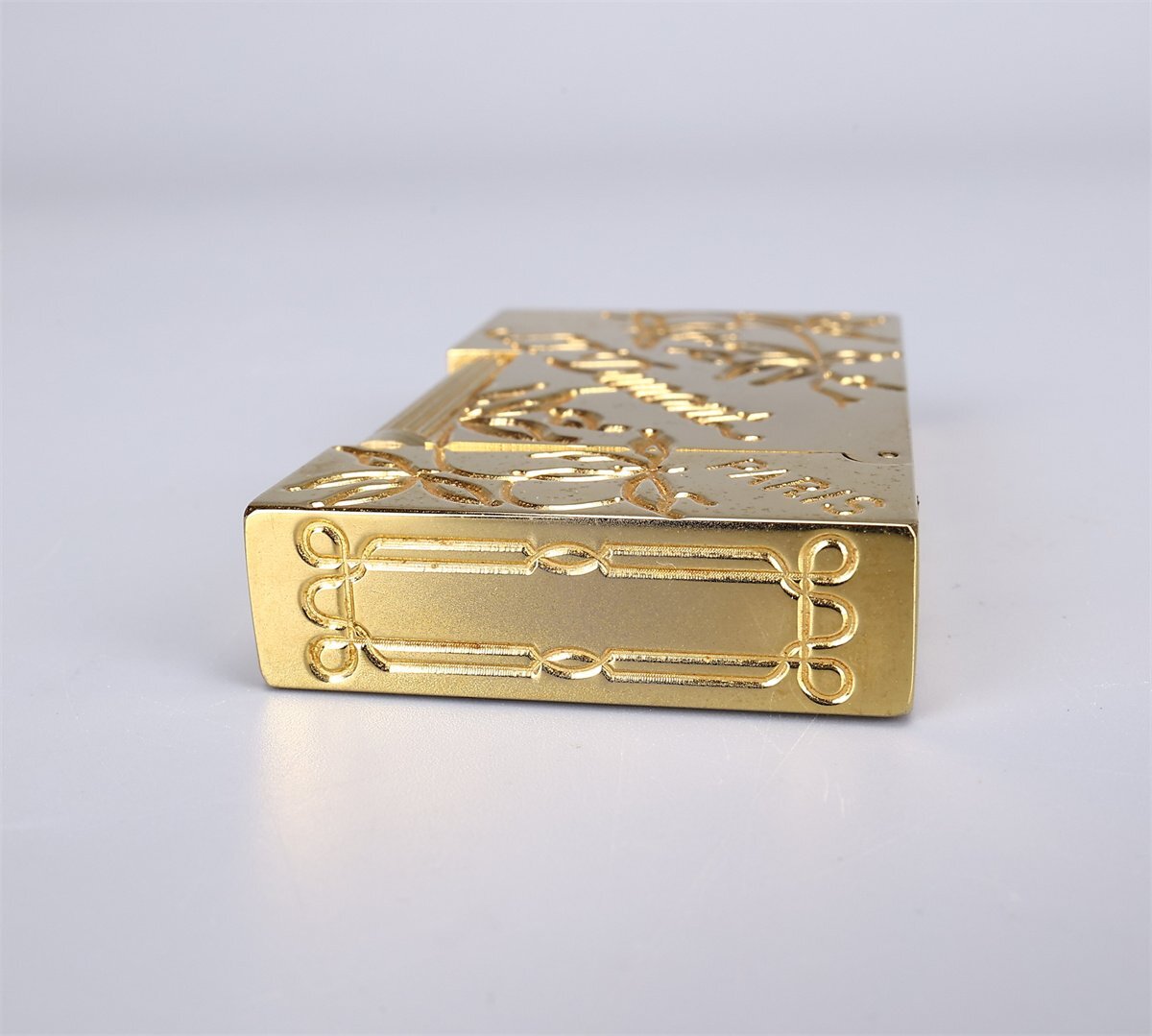 吉】ZD235 デュポン 【S.T.Dupont】 ガスライター ゴールド花柄