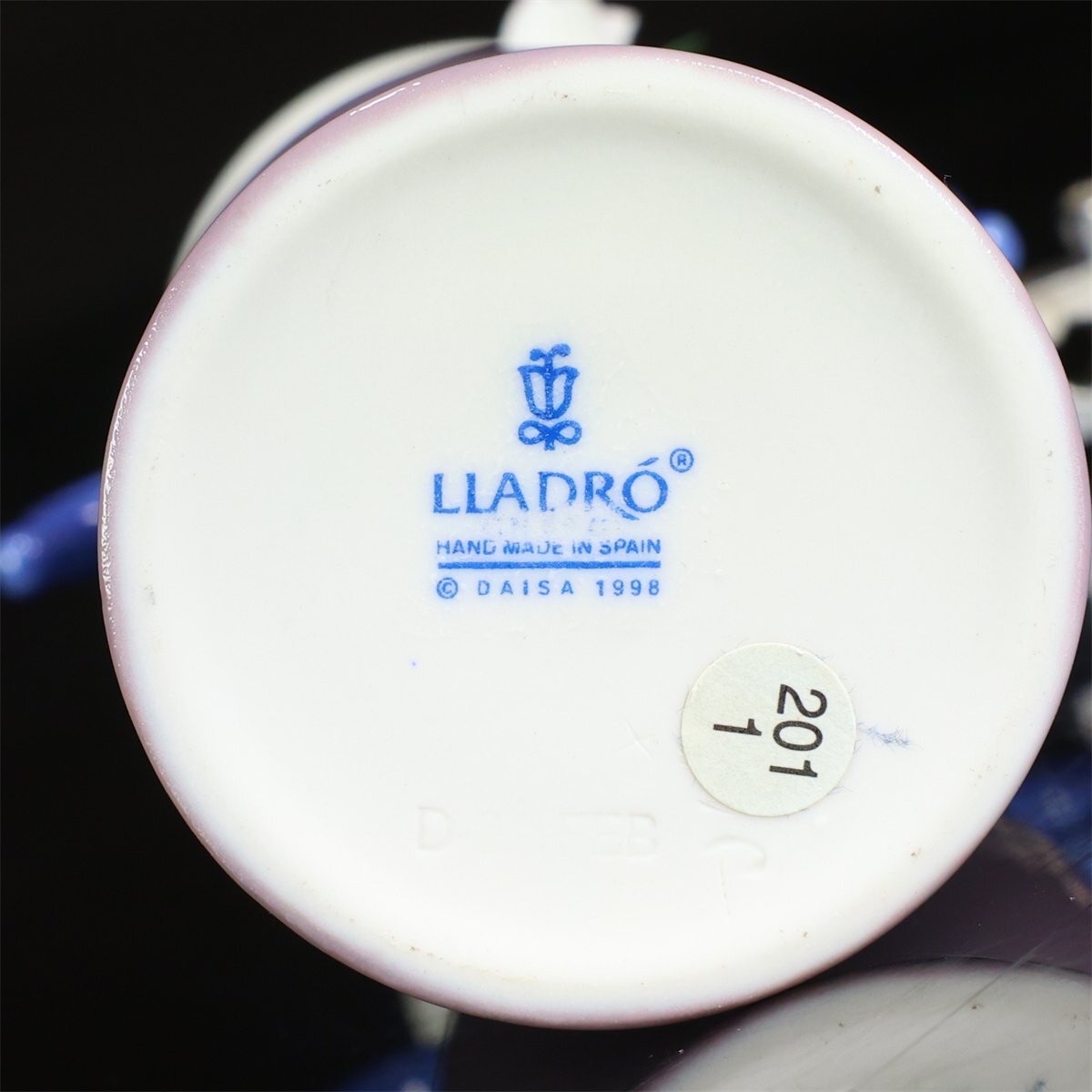 【吉】CM255 LLADRO 【リヤドロ】 紫釉双耳 花瓶 高15.5㎝/花びらの小ホツあり!_画像10