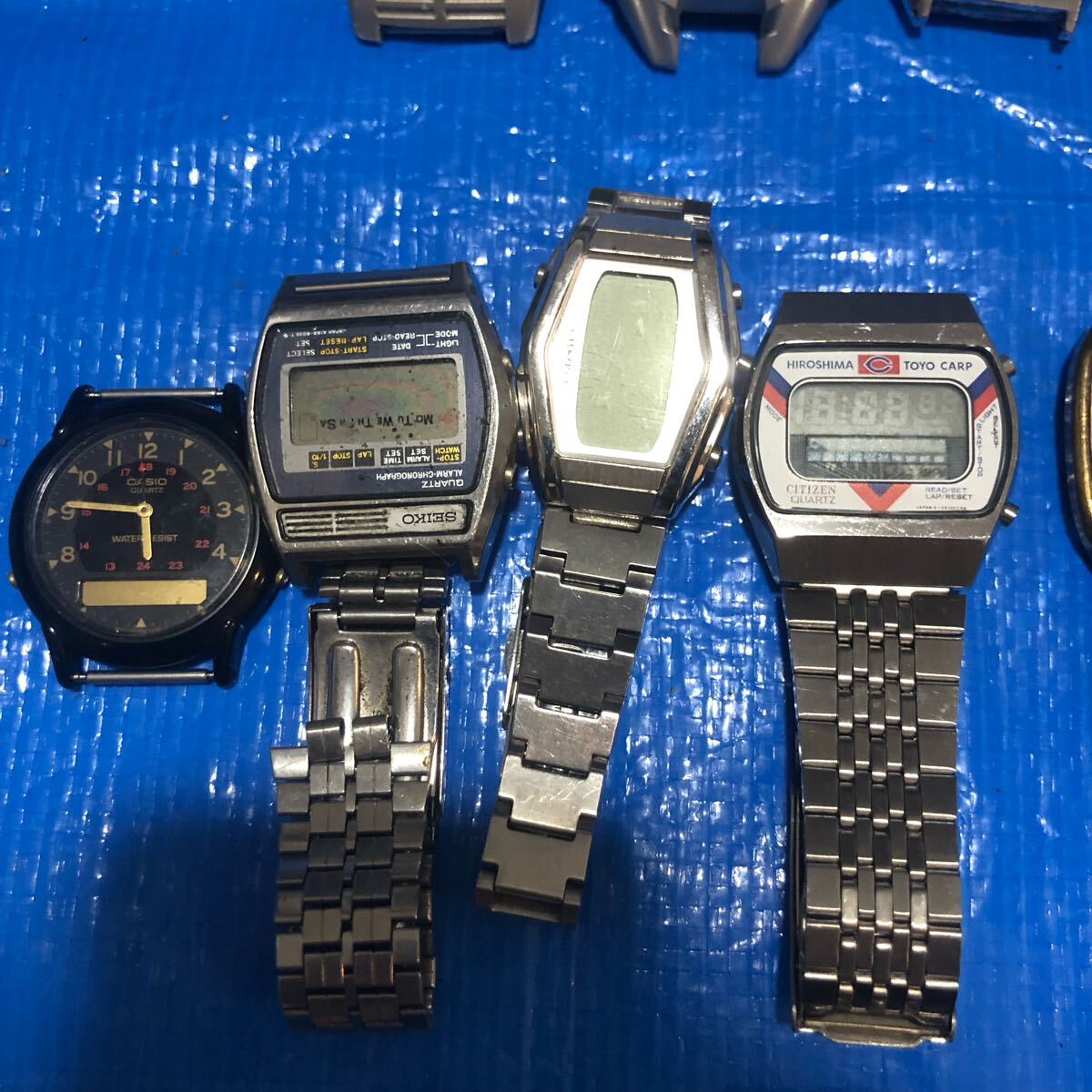 腕時計まとめ売り16点 デジタル 腕時計 まとめ売り 16本 稼働品含む ジャンク CASIO