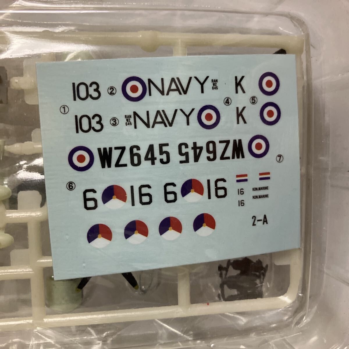 ホーカー シーフュリー FB.11 1/144 3-A オーストラリア海軍 第805飛行隊 103号機 ウイングキットコレクション6 エフトイズ_画像3