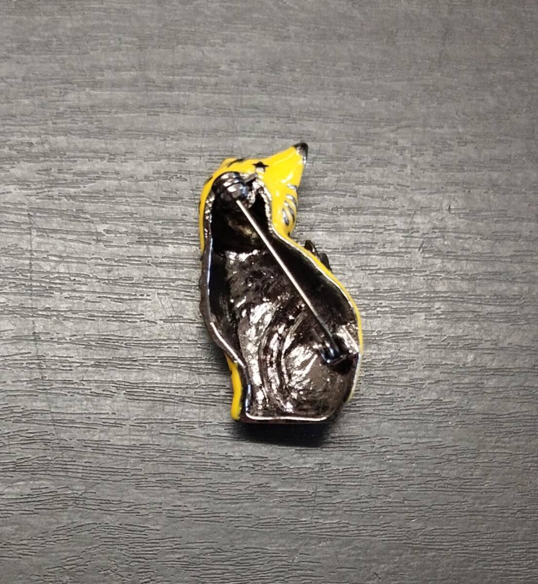 『ANNA SUI アナスイ 猫 ベンガルキャットブローチ 黄色』_画像2